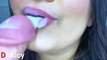 Safa deliciosa gozando na boquinha video porn