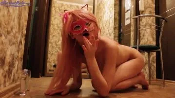Kitty sexy en bas fingering pussy video porn