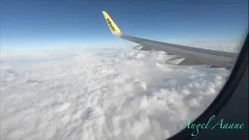 Fellation dans un avion public vidéo porno